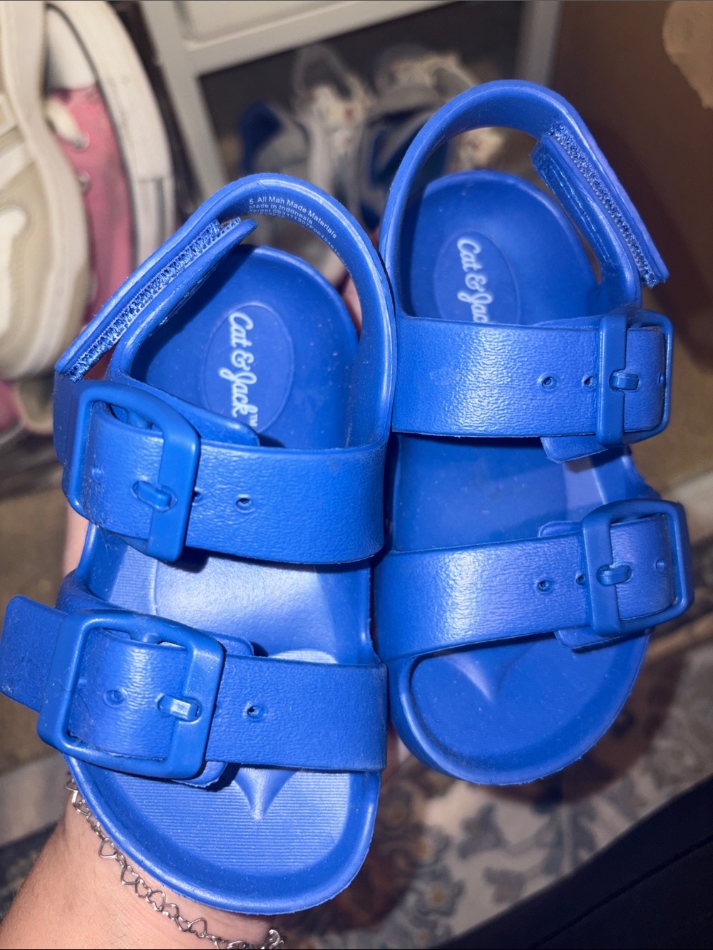 NEW NEVER WORN Cat & Jack Bright Blue Double Buckle Kids Sandals